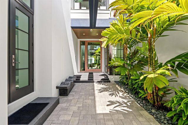 4 of 64 - 1040 S Ocean Boulevard, Delray Beach, FL