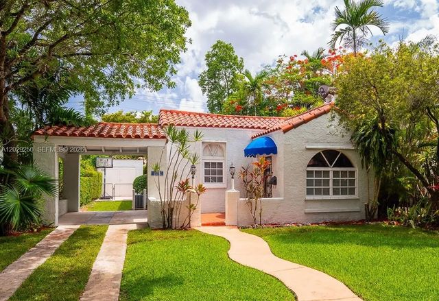 3 of 32 - 732 Majorca Avenue, Coral Gables, FL