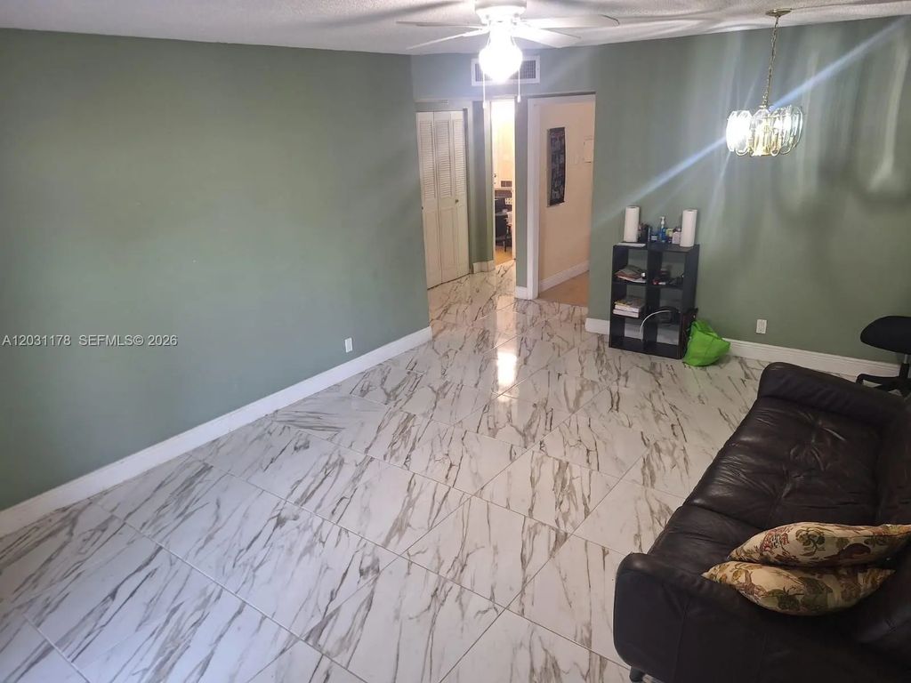 4880 Nw 22nd Street #107, Lauderhill