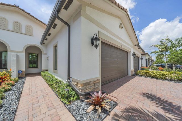 5 of 71 - 7524 N Blue Spring Drive, Parkland, FL