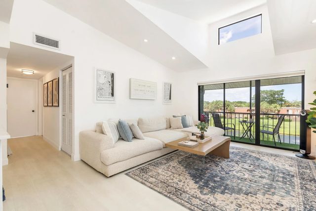 3 of 25 - 1008 Green Pine Boulevard #h3, West Palm Beach, FL