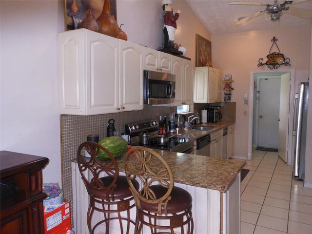 5 of 25 - 8706 Nw 83rd Street, Tamarac, FL