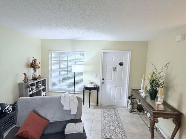 3 of 18 - 6718 Duval Avenue, West Palm Beach, FL