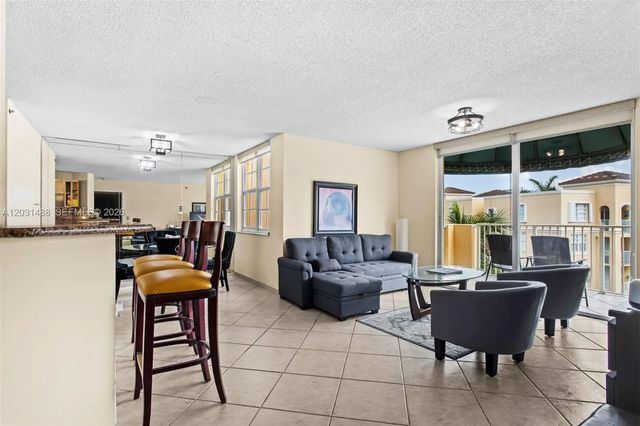 3 of 17 - 19701 E Country Club Drive #5604, Aventura, FL