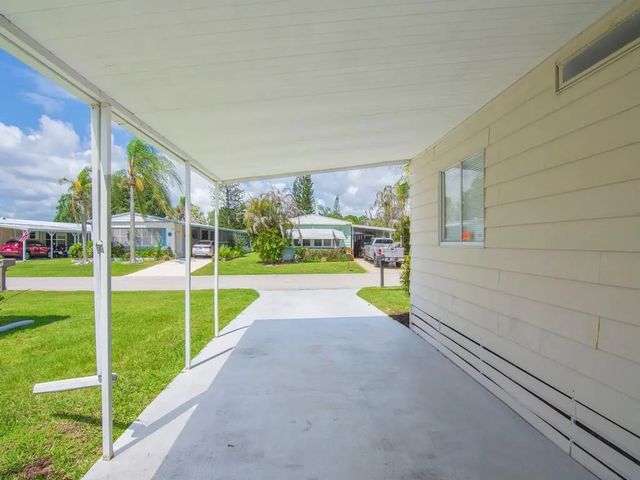 5 of 50 - 78 W Caribbean, Port St. Lucie, FL
