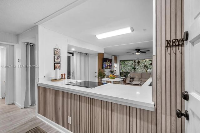 420 Nw 70th Avenue #228, Plantation
