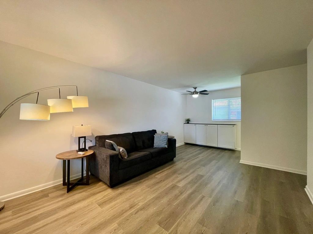 1704 Ne 9th Street, Fort Lauderdale