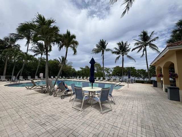 4 of 14 - 700 Scotia Drive #103, Hypoluxo, FL