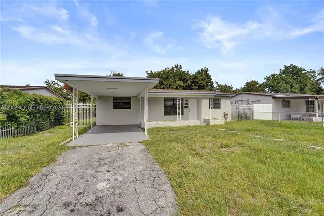2 of 49 - 1140 N 74th Way, Hollywood, FL