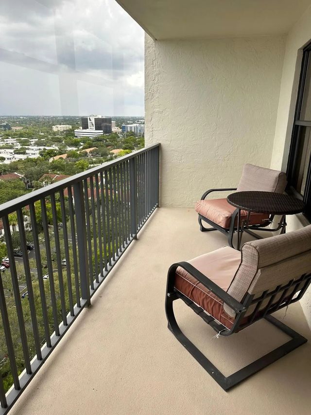 3200 Port Royale Drive N #2004, Fort Lauderdale