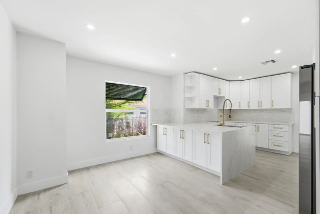 3 of 35 - 216 Ne 23rd Avenue, Pompano Beach, FL