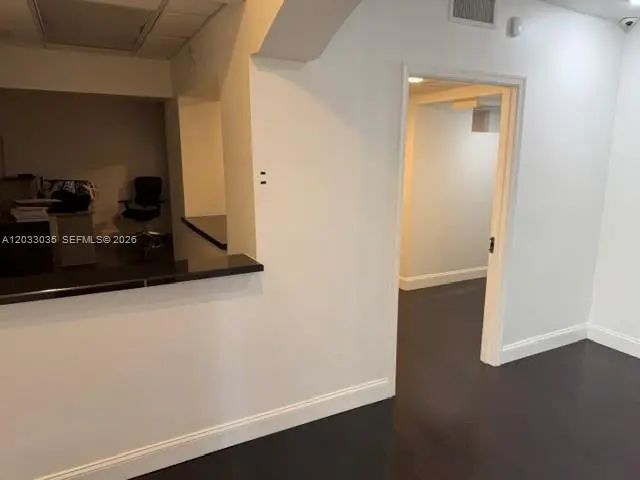 3 of 32 - 4627 Ponce De Leon Boulevard, Coral Gables, FL