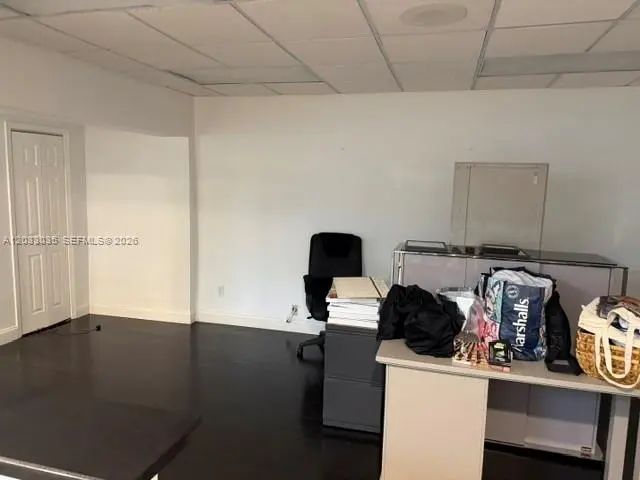 4 of 32 - 4627 Ponce De Leon Boulevard, Coral Gables, FL