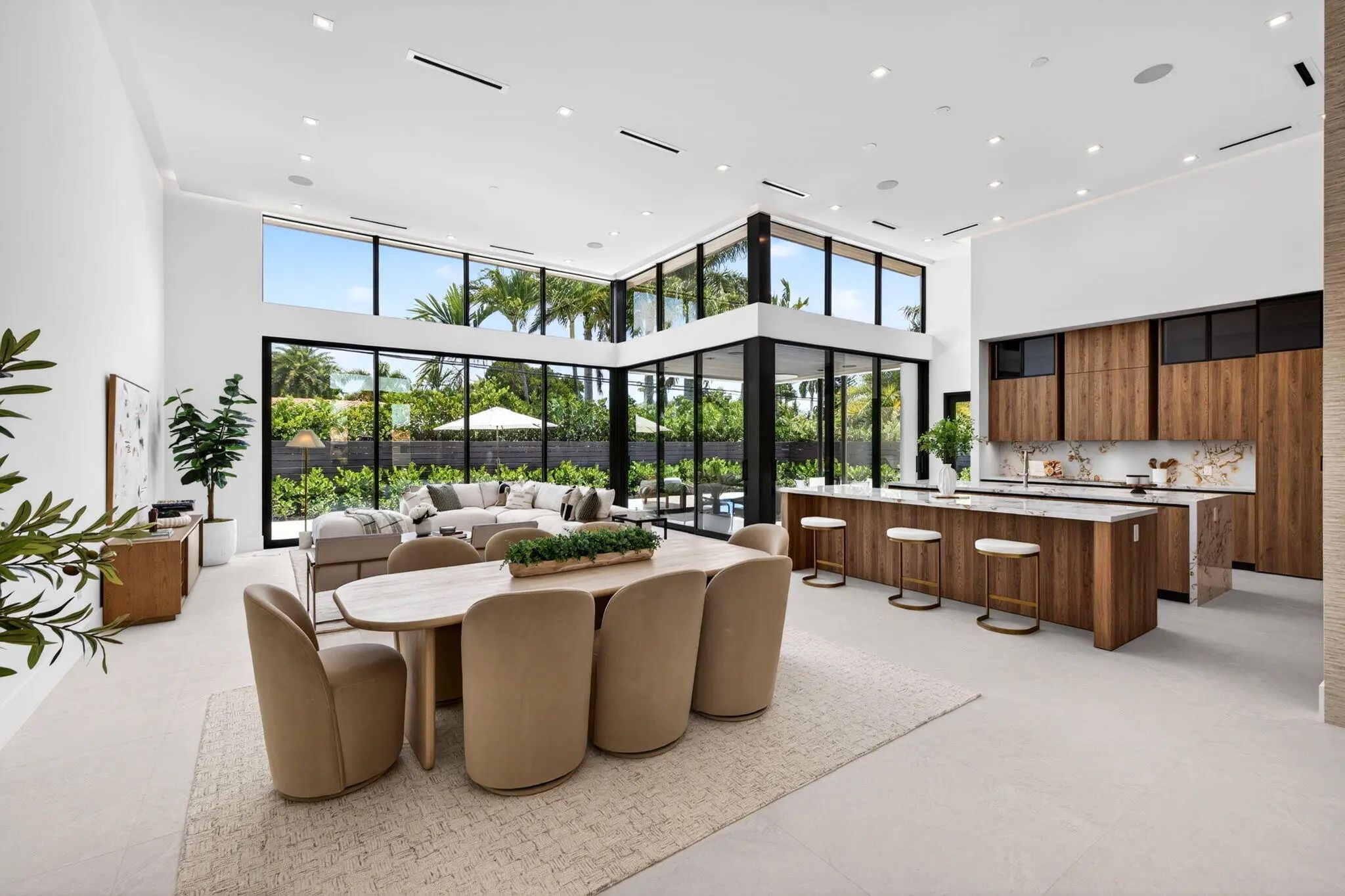 2717 Ne 33rd Street, Fort Lauderdale