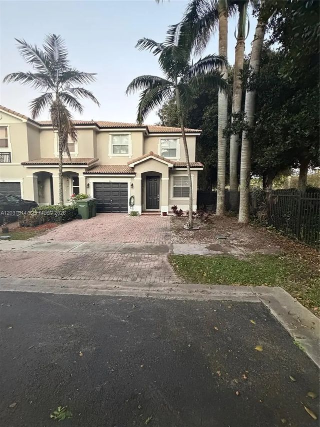 901 Ne 42nd Avenue, Homestead