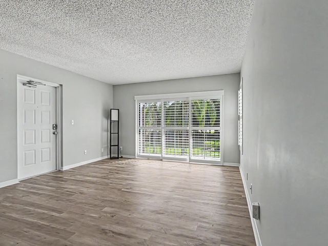 4 of 56 - 1605 Sw Silver Pine Way, Palm City, FL