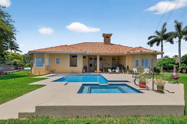 8920 Sw 162nd Terrace, Palmetto Bay