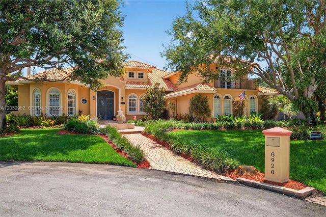 8920 Sw 162nd Terrace, Palmetto Bay