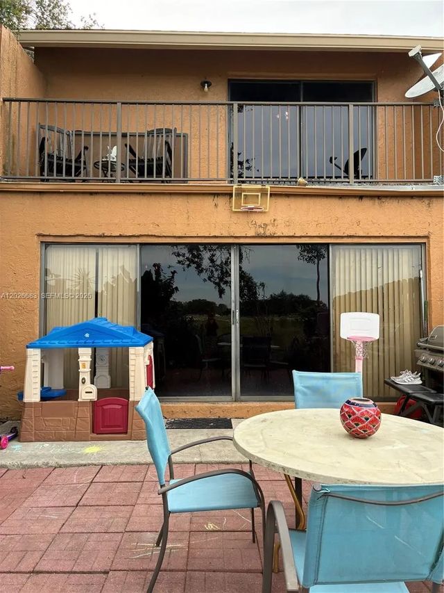 4 of 20 - 2828 Nw 80th Avenue, Sunrise, FL