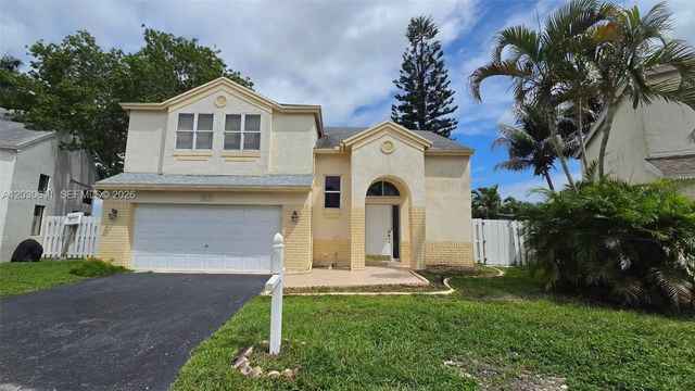 10931 Sw 10th Place, Davie