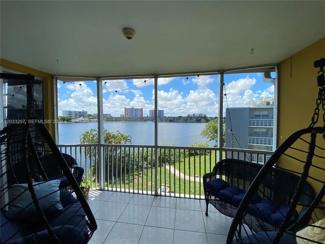 1660 Ne 191st Street #413-1, Miami