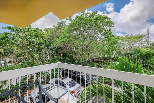 3 of 52 - 12085 W Dixie Highway, Biscayne Park, FL
