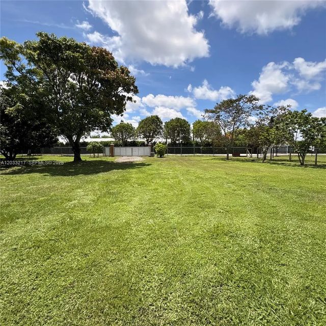 2 of 30 - 21060 Sw 213th Ave, Road, , FL