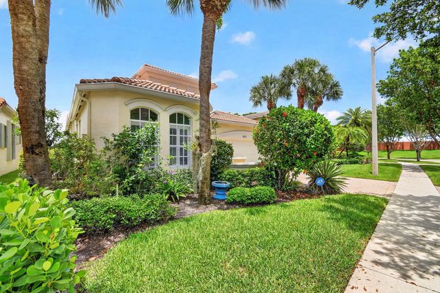 2 of 86 - 8553 E Via Grande E, Wellington, FL