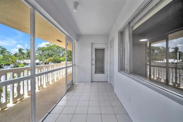 2 of 21 - 2101 Ne 68th Street #202, Fort Lauderdale, FL