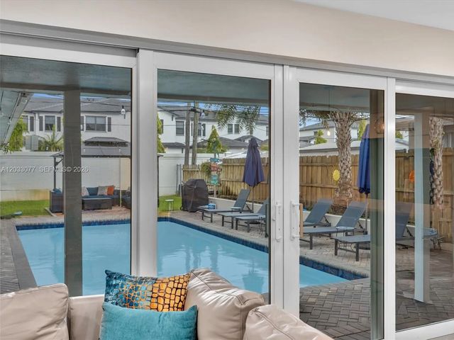 4 of 65 - 5021 Sw 29th Terrace, Dania Beach, FL