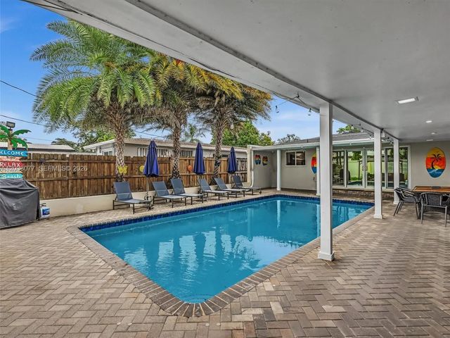 5 of 65 - 5021 Sw 29th Terrace, Dania Beach, FL