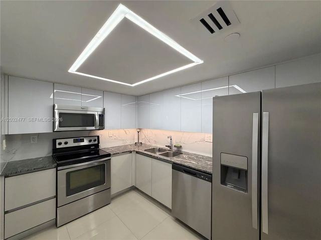 2 of 58 - 3300 Ne 192nd Street #1109, Aventura, FL