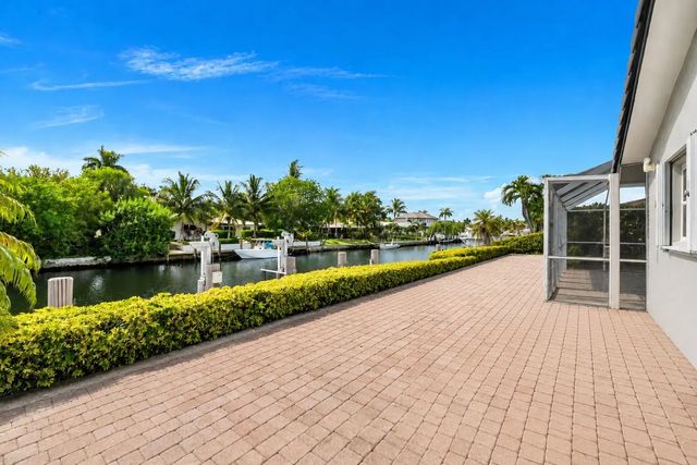 4 of 19 - 4020 Ne 24th Avenue, Lighthouse Point, FL