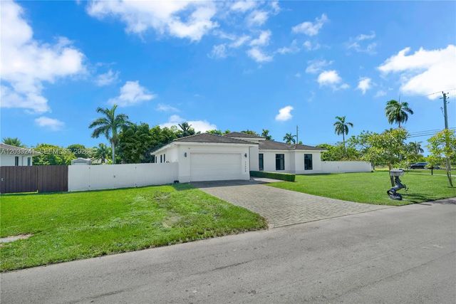 2 of 60 - 32008 Sw 199th Place, Homestead, FL