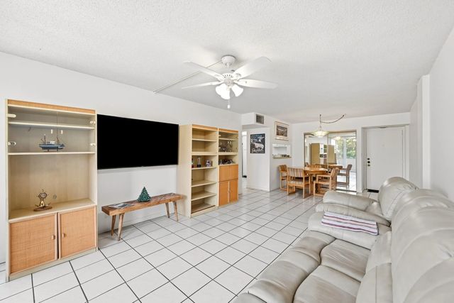 3 of 39 - 740 S Federal Highway #208, Pompano Beach, FL