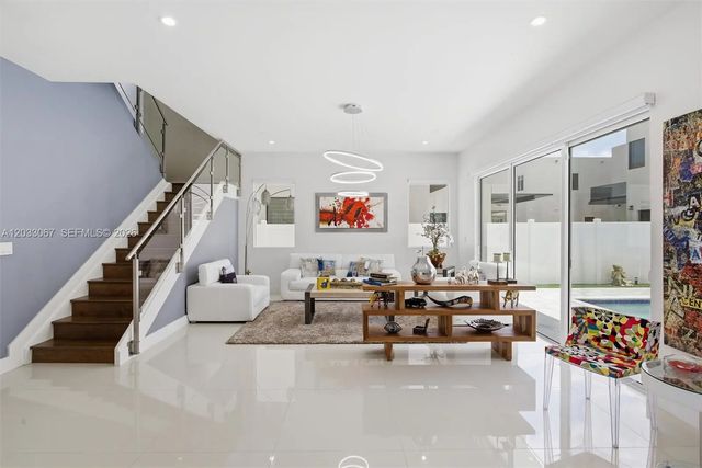 4 of 70 - 7472 Nw 100th Avenue, Doral, FL