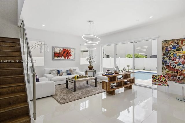 5 of 70 - 7472 Nw 100th Avenue, Doral, FL