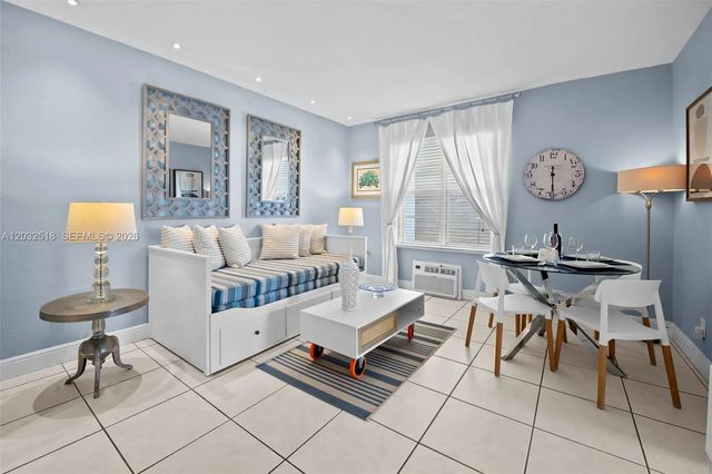 3030 Collins Avenue #4e, Miami Beach