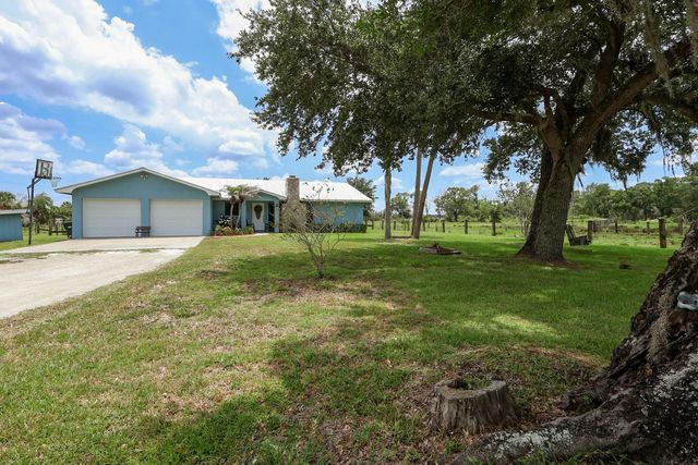 860 Nw 141st Street, Okeechobee