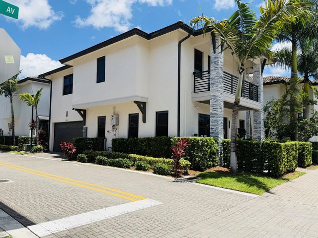 4 of 68 - 8288 Nw 44th Terrace, Doral, FL