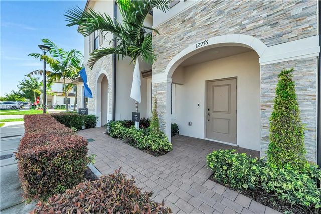 2 of 27 - 12976 Sw 233rd Terrace, Homestead, FL