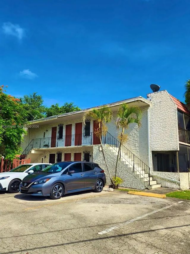 2 of 15 - 8701 Sw 141st Street #h6, Palmetto Bay, FL