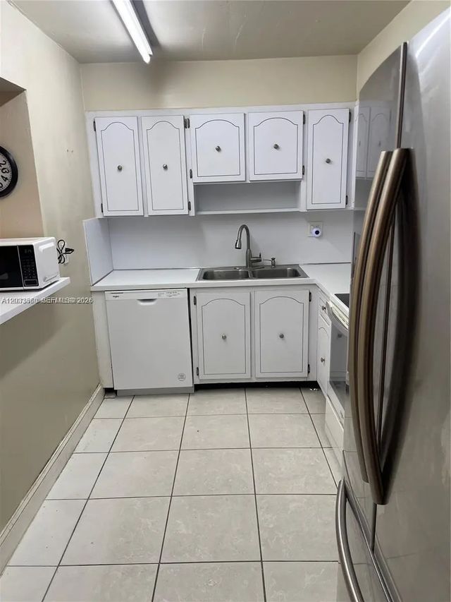 10383 N Kendall Drive #n5, Miami