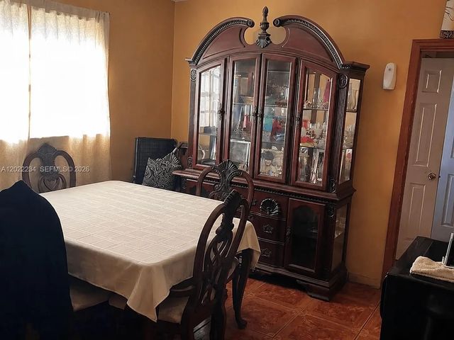 3 of 12 - 716 Nw 4th Street, Hallandale Beach, FL