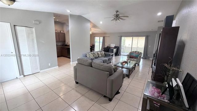 5 of 49 - 5356 Nw 93rd Terrace, Sunrise, FL