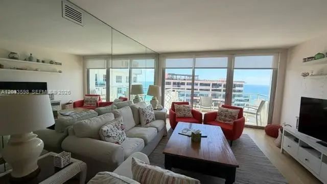 5161 Collins Avenue #1702, Miami Beach