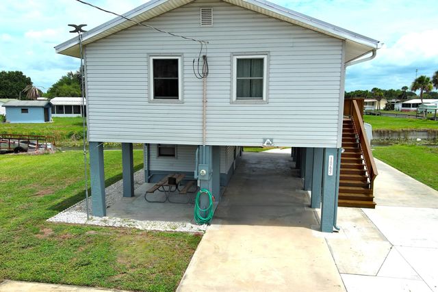 2 of 37 - 1065 Peach Lane, Okeechobee, FL