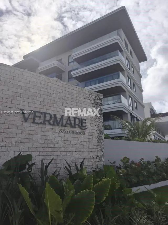 1 Cap Cana #1, 