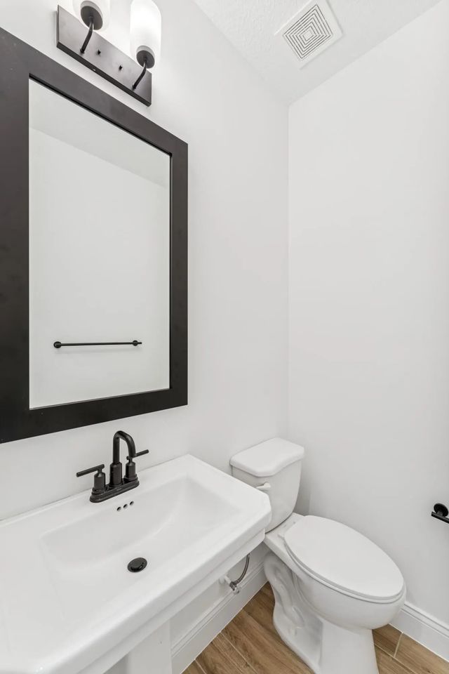 5 of 29 - 204 Se Birch Terrace, Stuart, FL