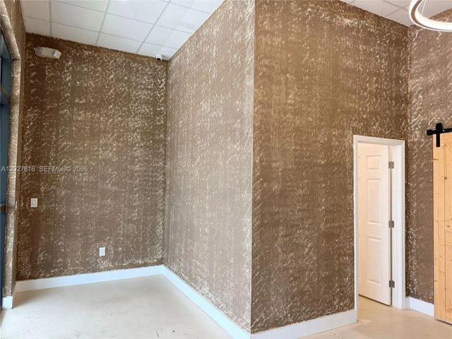 5 of 8 - 101 Sw 27th Avenue, Fort Lauderdale, FL